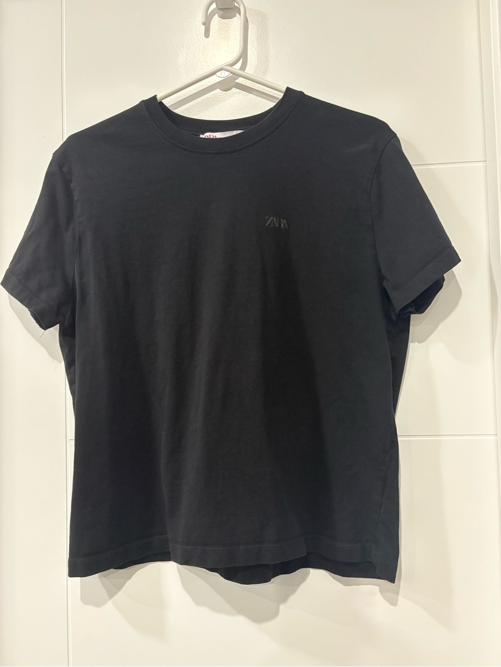 Zara Black Short Sleeve Crewneck Tee with Subtle Logo